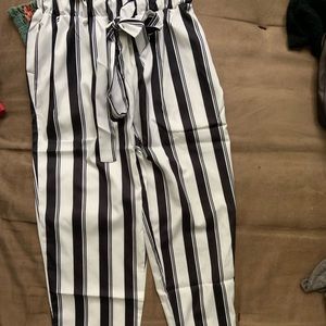 Highwaisted tie pants